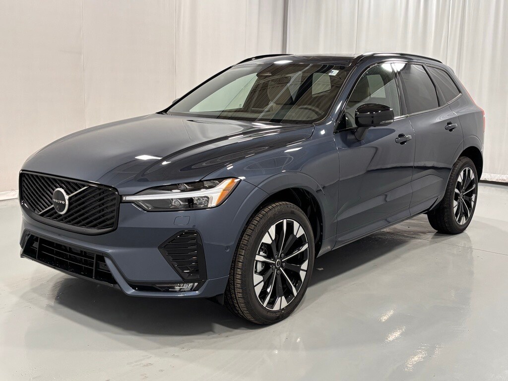New 2026 Volvo XC60 B5 Plus SUV