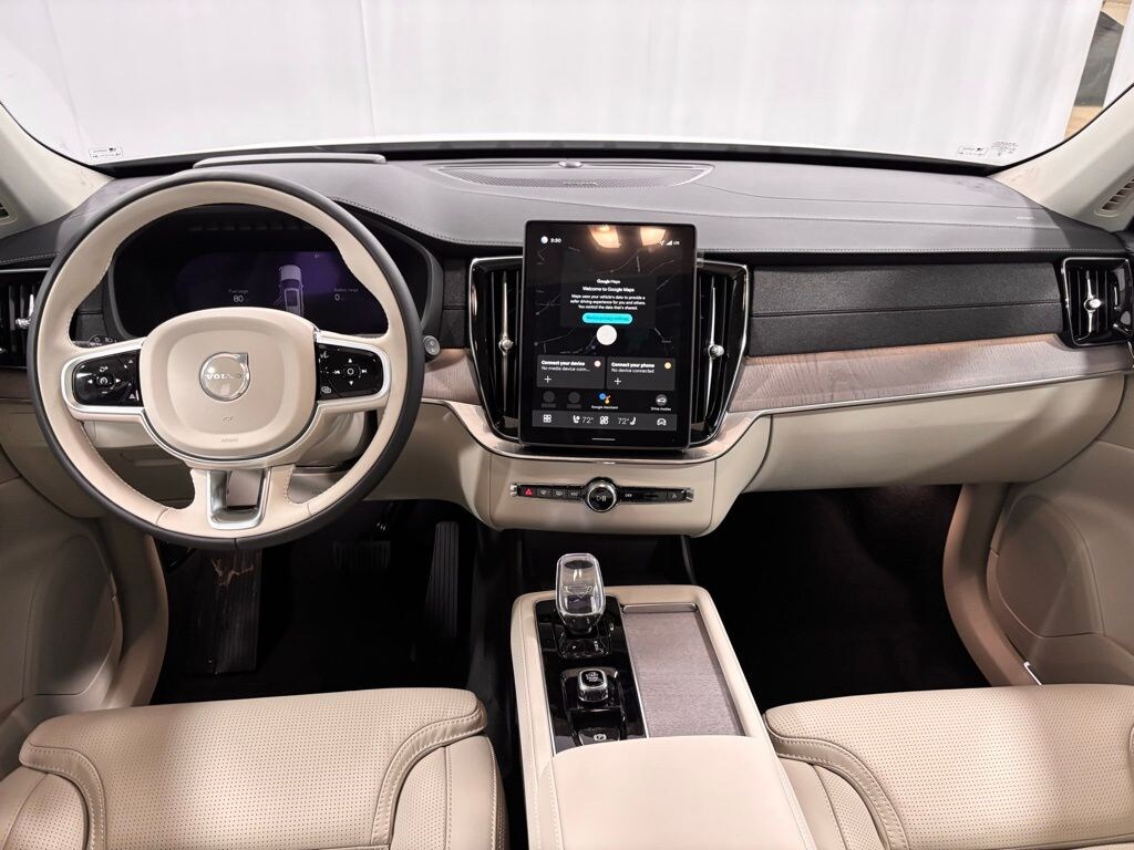 New 2026 Volvo XC90 plug-in hybrid T8 Ultra 7-Seater SUV