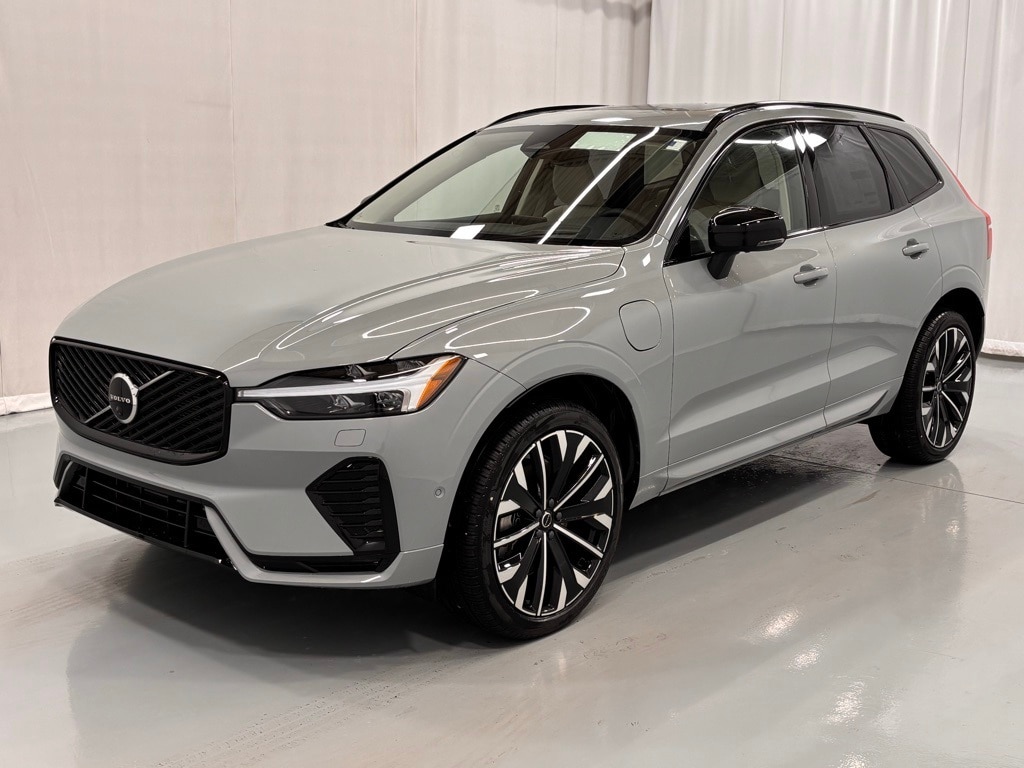 2026 Volvo XC60 Ultra's photo