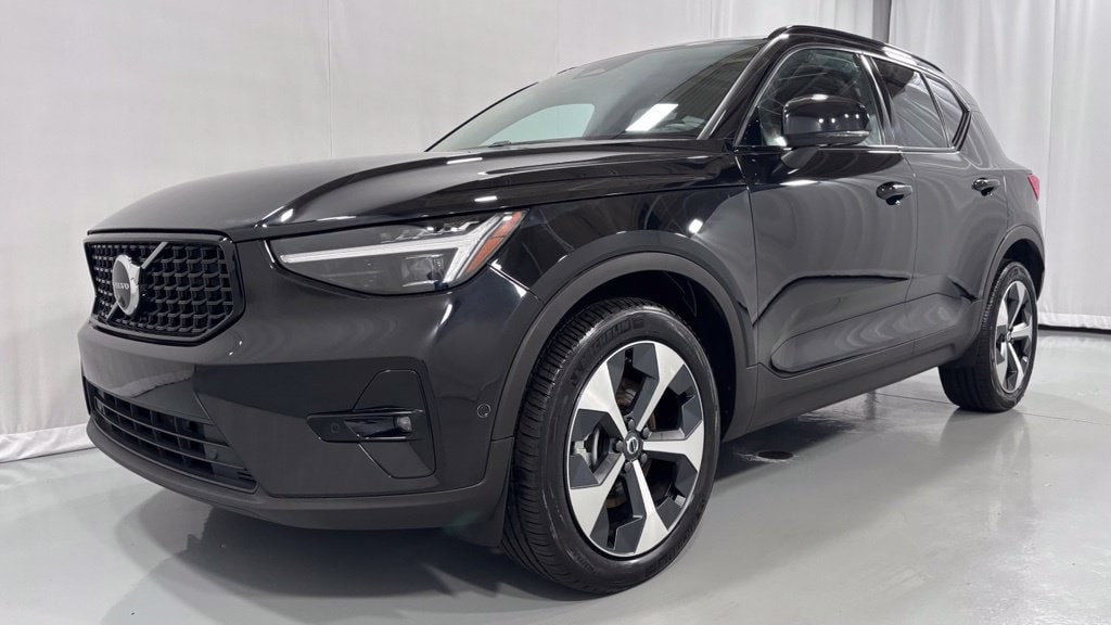 2026 Volvo XC40 Plus