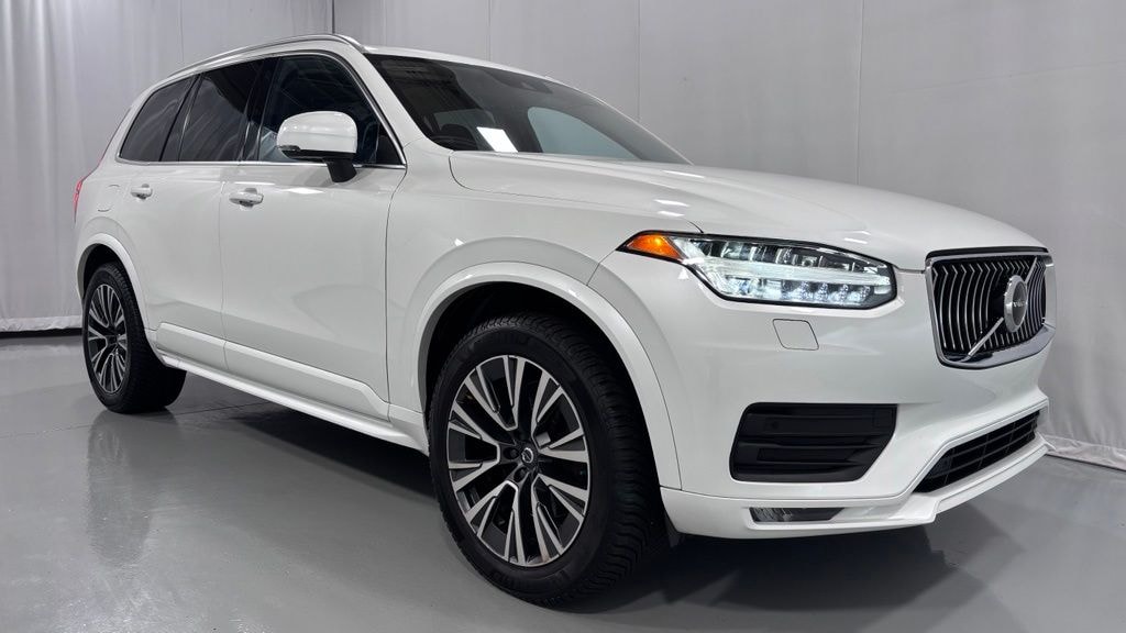 Used 2021 Volvo XC90 T6 Momentum SUV