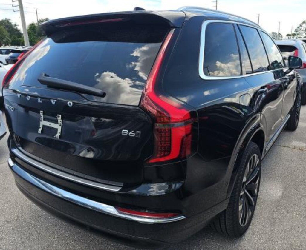 Used 2026 Volvo XC90 B6 Plus 7-Seater SUV