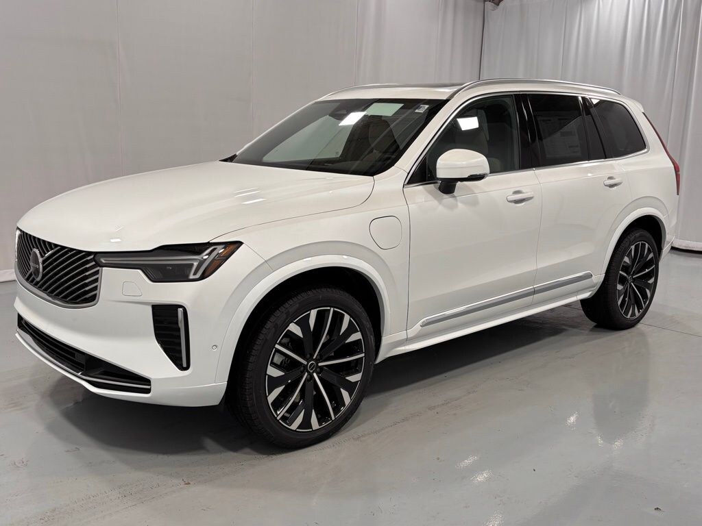New 2026 Volvo XC90 plug-in hybrid T8 Plus 7-Seater SUV
