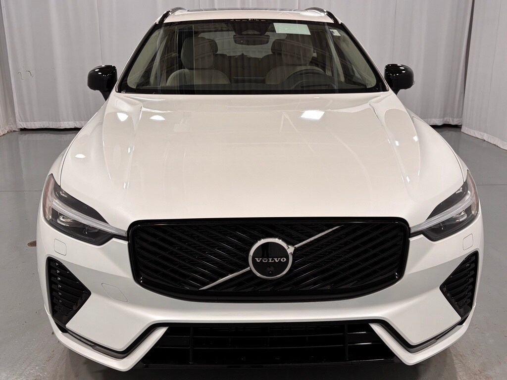 New 2026 Volvo XC60 B5 Ultra SUV