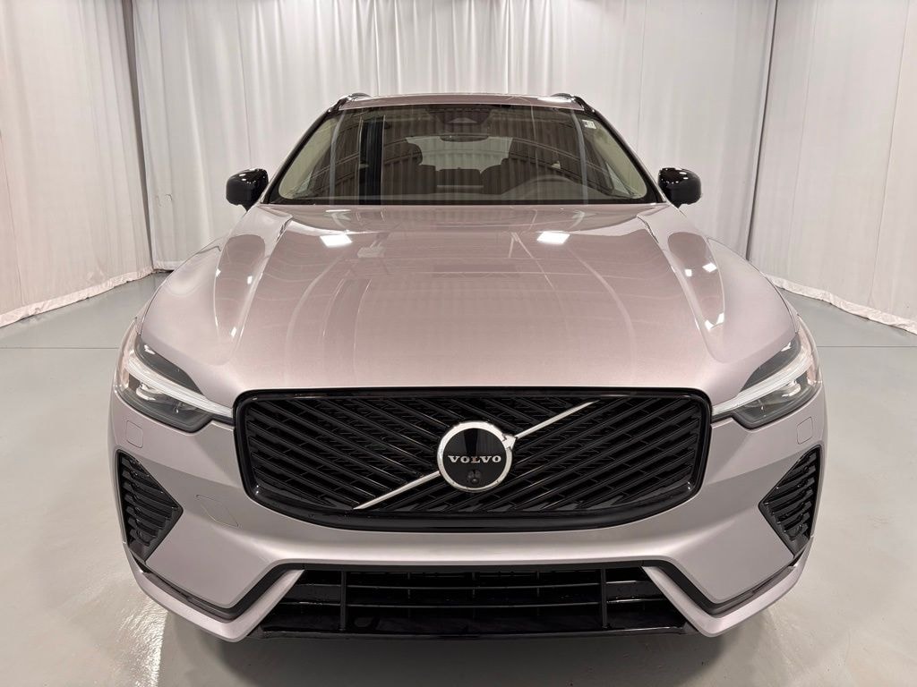 New 2026 Volvo XC60 B5 Plus SUV