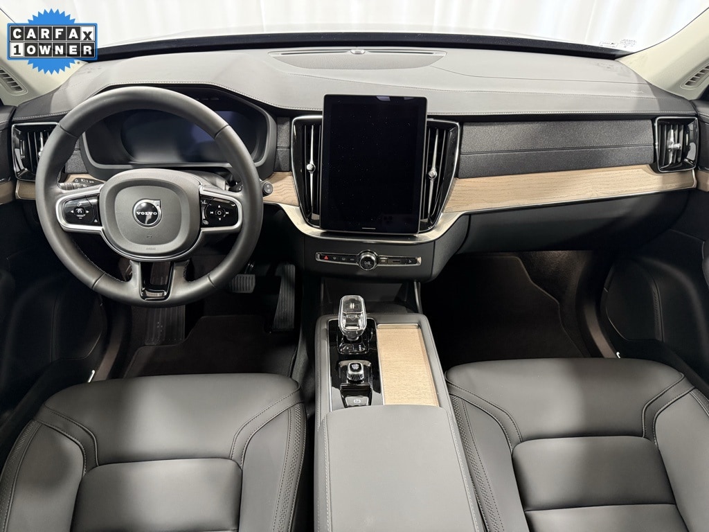 Used 2025 Volvo XC90 B6 Plus 7-Seater SUV