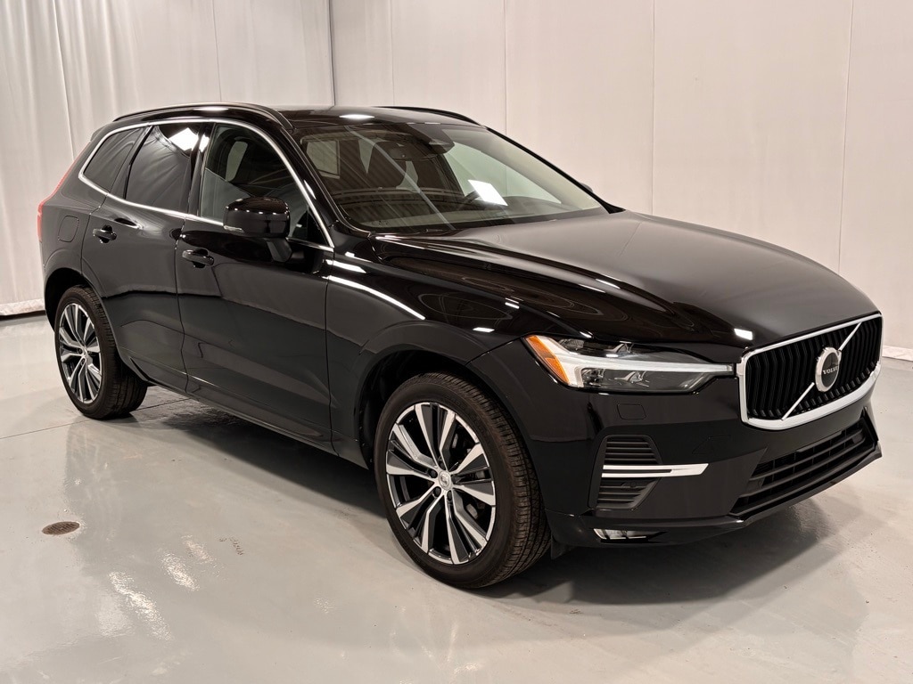 Certified 2022 Volvo XC60 B5 Momentum SUV