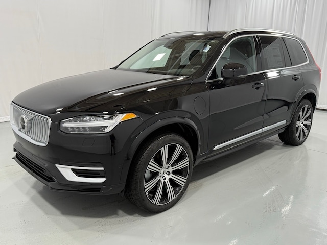 2025 Volvo XC90 plug-in hybrid T8 Plus 7-Seater AWD SUV