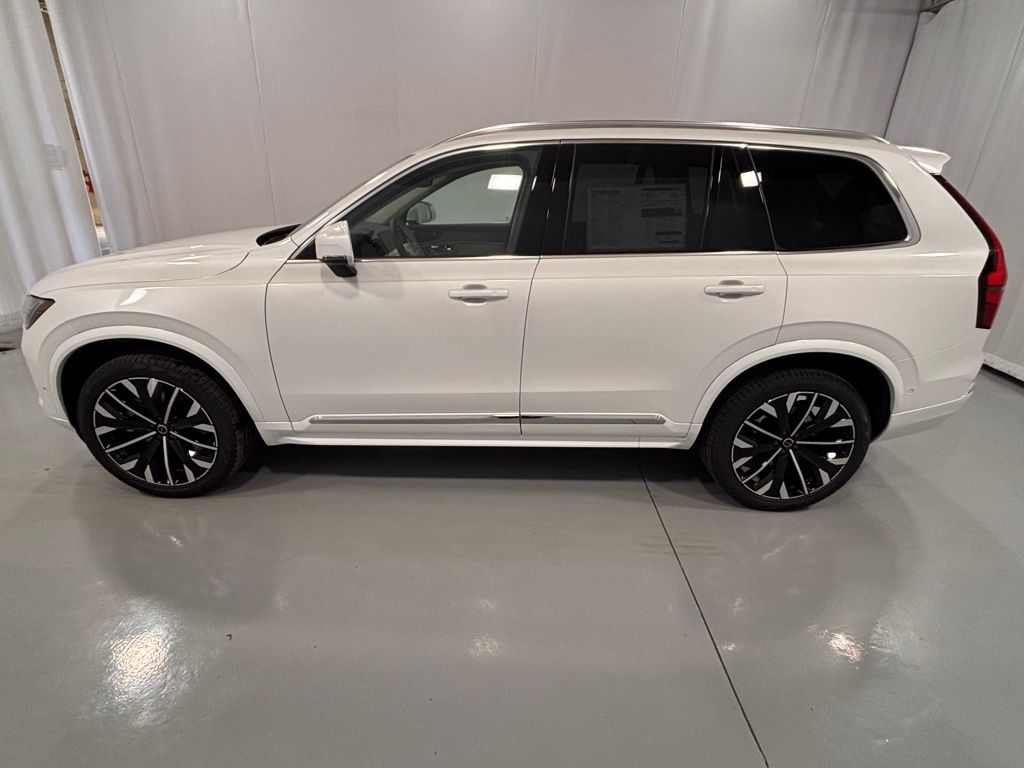 2026 Volvo XC90 Ultra - Photo 9