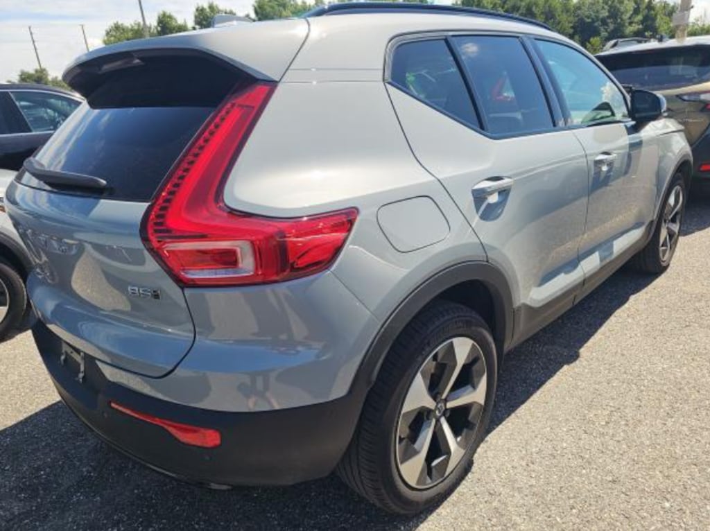 Used 2026 Volvo XC40 B5 Plus SUV