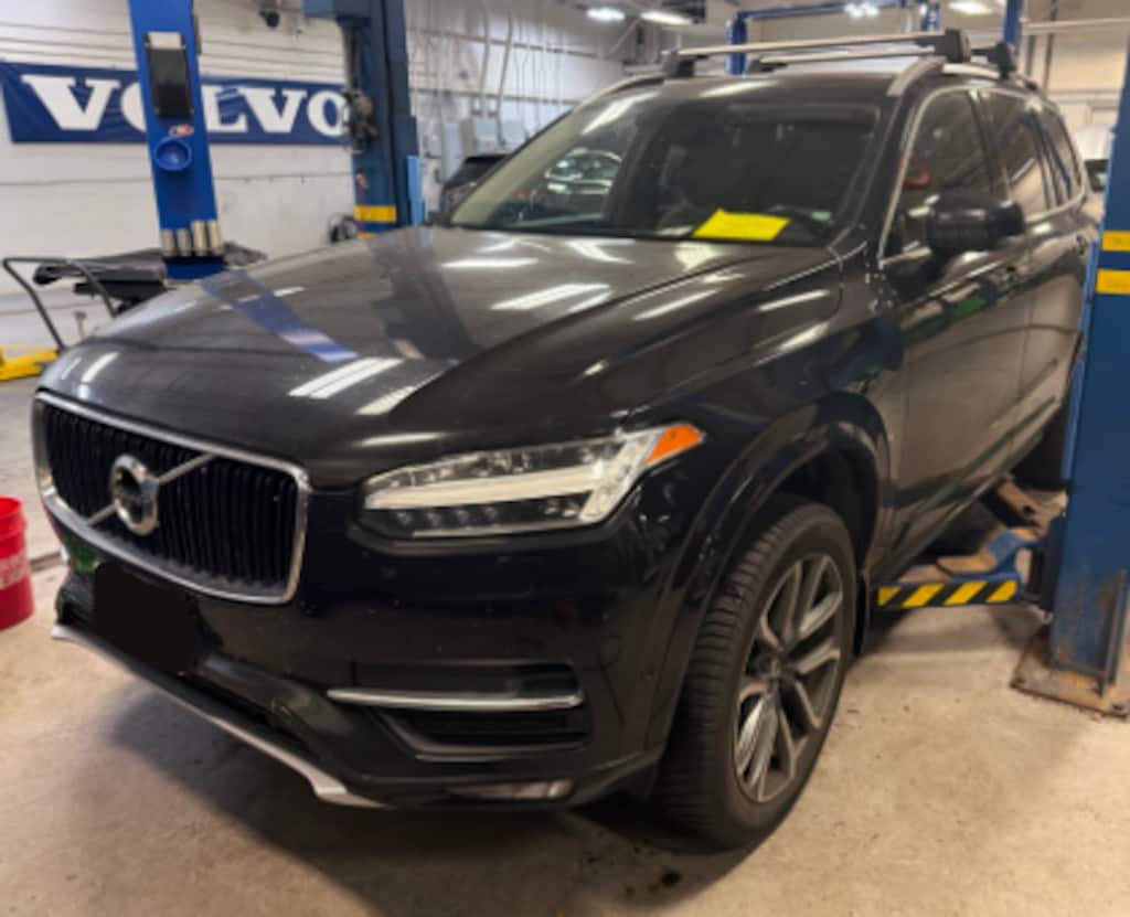 Used 2019 Volvo XC90 T6 Momentum SUV