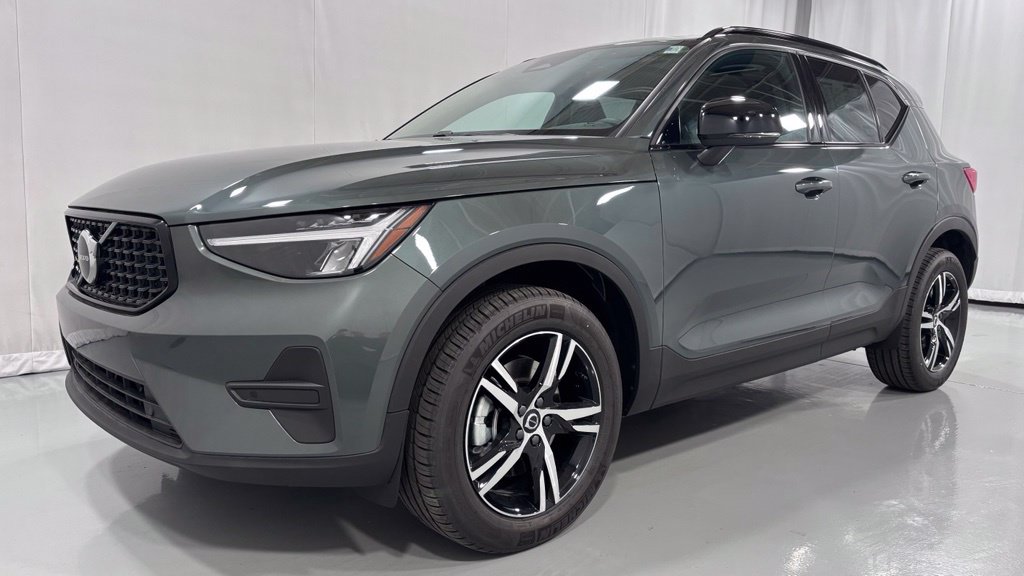 2026 Volvo XC40
