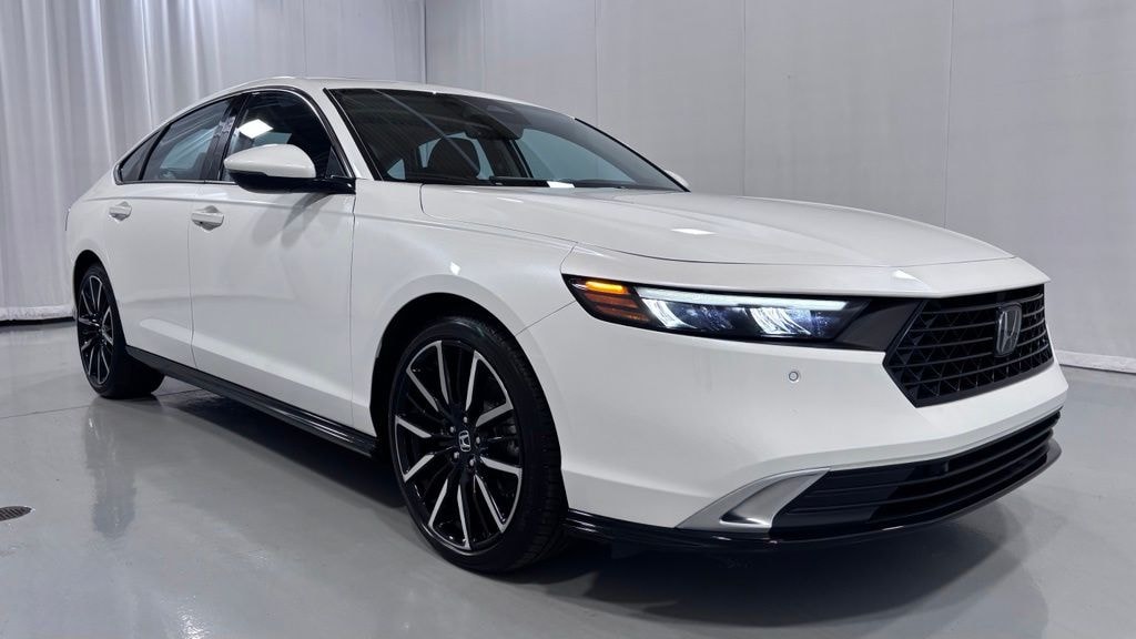 Used 2023 Honda Accord Hybrid Touring Sedan