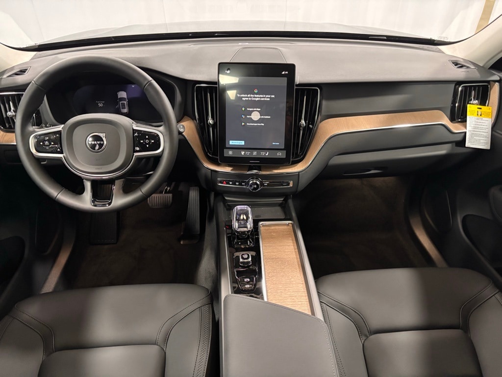 New 2026 Volvo XC60 B5 Plus SUV