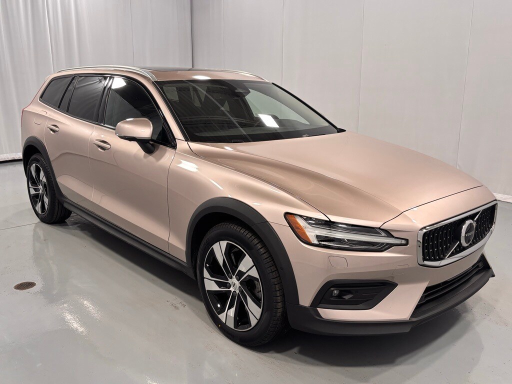 Certified 2023 Volvo V60 Cross Country B5 Plus Wagon