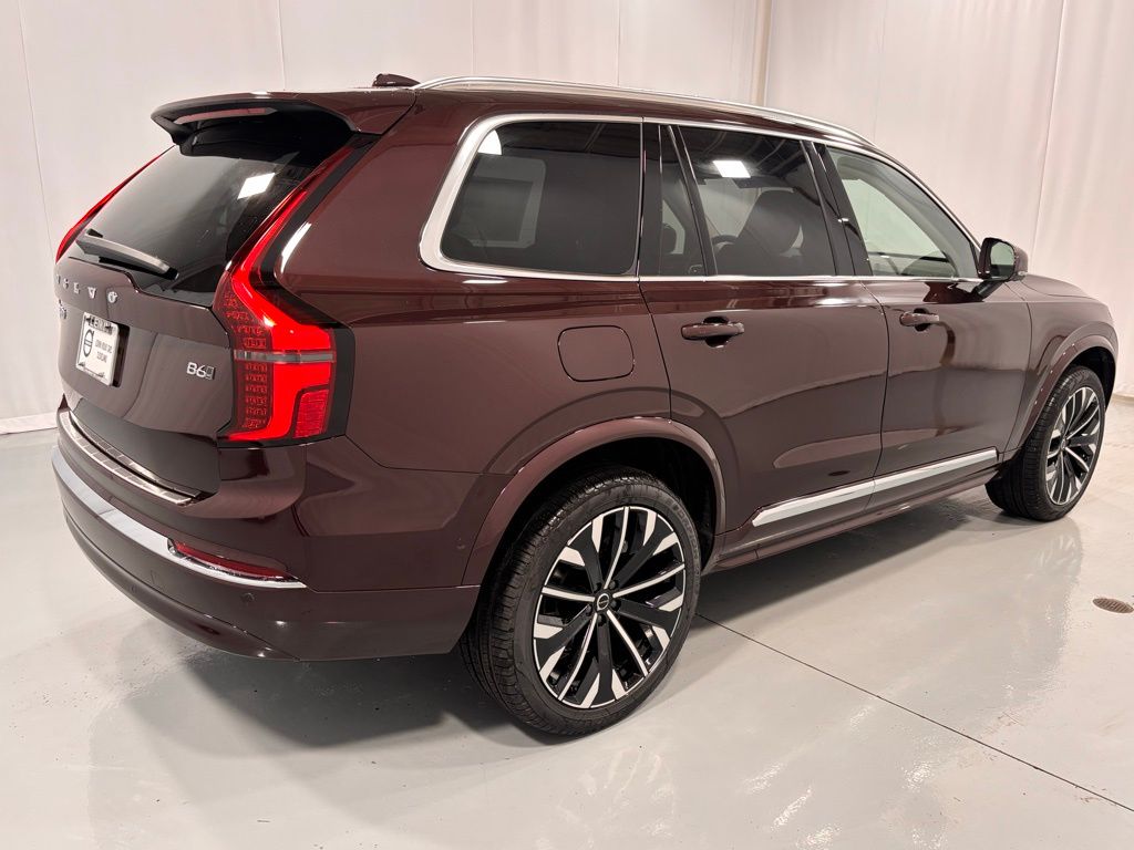 2026 Volvo XC90 Plus - Photo 6