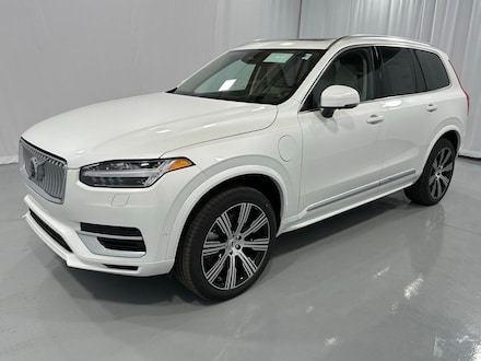 2025 Volvo XC90 plug-in hybrid T8 Ultra 7-Seater AWD SUV