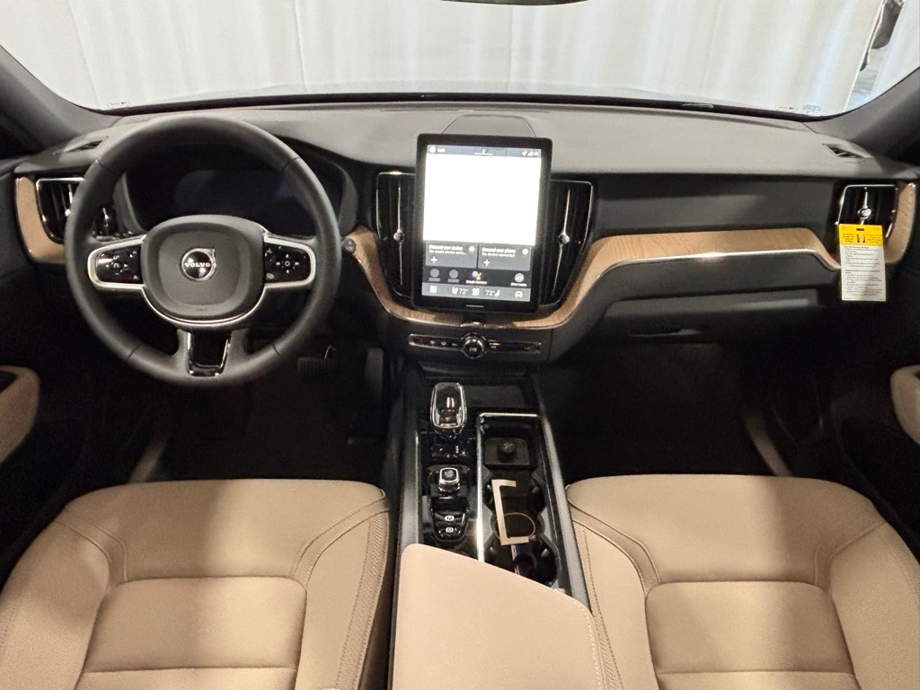 New 2026 Volvo XC60 B5 Plus SUV