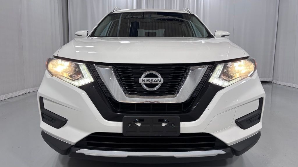 Used 2017 Nissan Rogue SV SUV