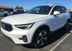 Used 2025 Volvo XC40 B5 Plus Bright Theme SUV YV4L12UE7S2602863 near Cleveland
