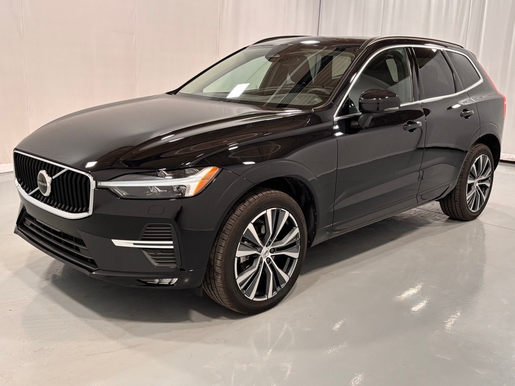 Certified 2022 Volvo XC60 B5 Momentum SUV