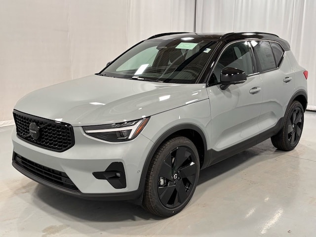 2026 Volvo XC40 B5 Ultra Black Edition AWD SUV