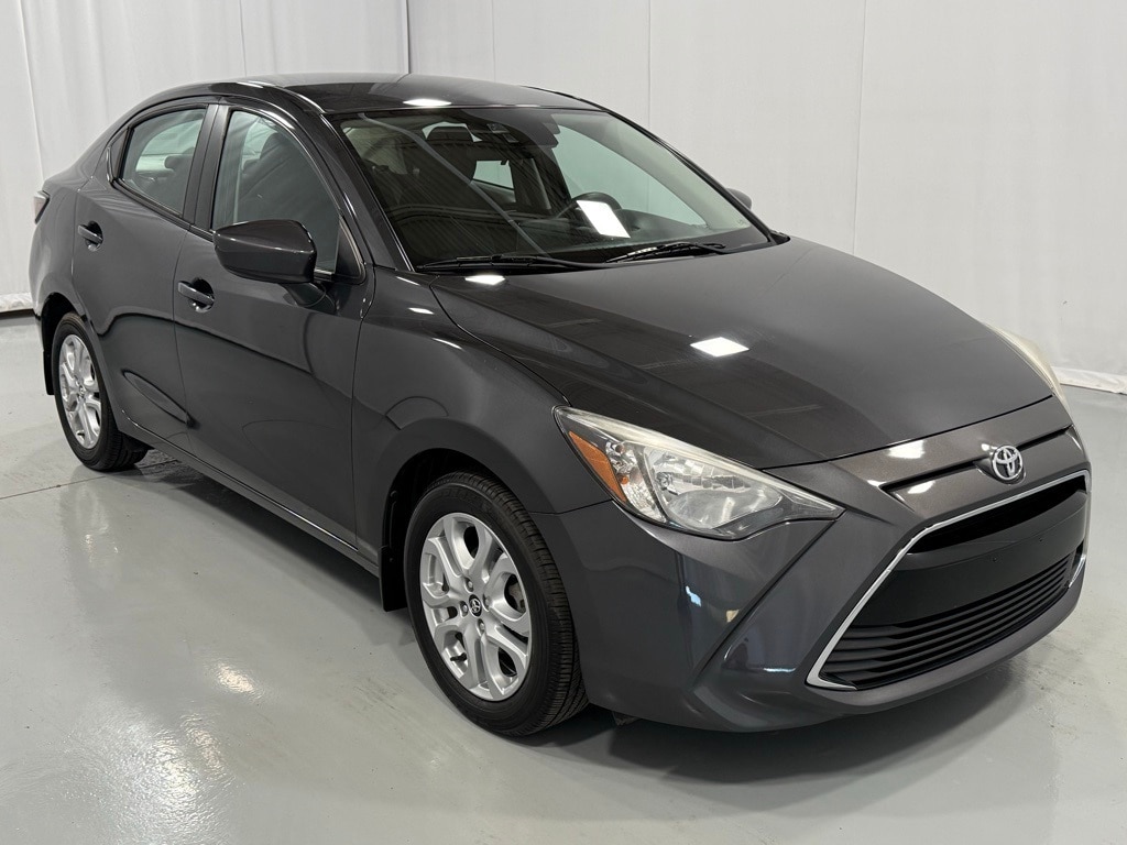 Used 2017 Toyota Yaris iA Base Sedan