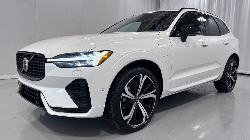 2024 Volvo XC60 plug-in hybrid