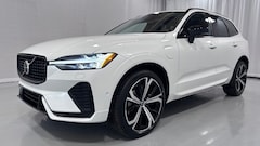 Used 2024 Volvo XC60 plug-in hybrid Ultimate SUV YV4H60DM8R1855323 near Cleveland