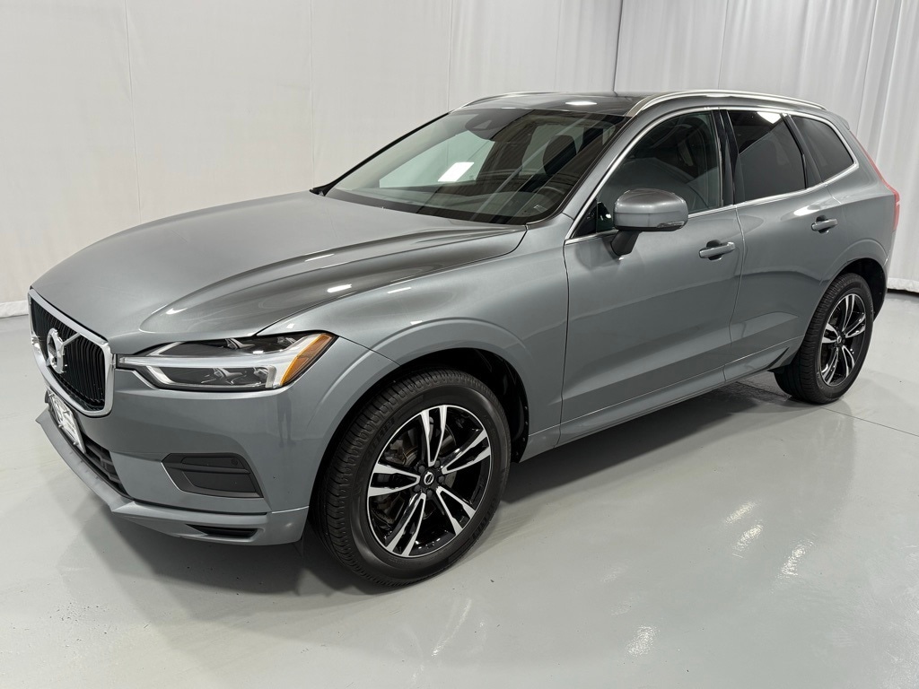 2020 Volvo XC60 T6 Momentum