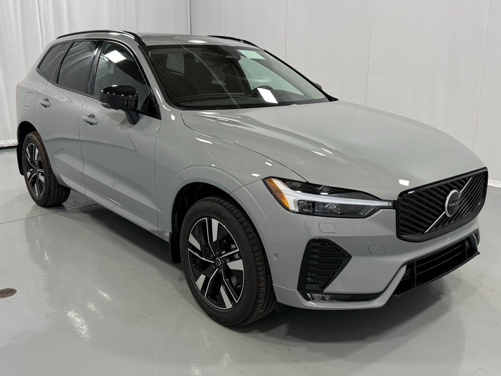 New 2026 Volvo XC60 B5 Plus SUV