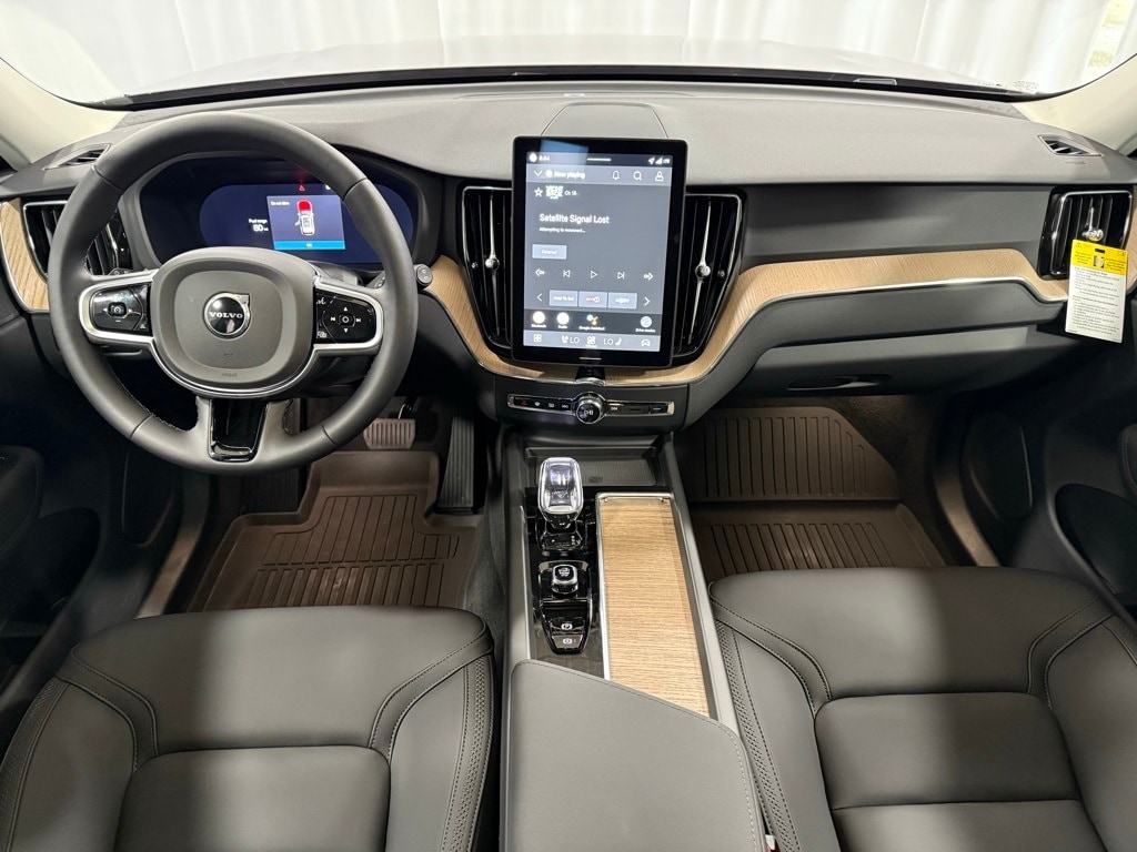 New 2026 Volvo XC60 B5 Plus SUV