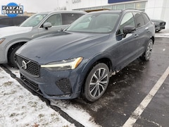 Used 2023 Volvo XC60 B5 Plus Dark Theme SUV YV4L12RW8P1194646 near Cleveland