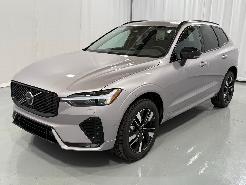 New 2026 Volvo XC60 B5 Plus SUV