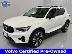 Used 2025 Volvo XC40 B5 Plus Dark Theme SUV YV4L12UC9S2501564 near Cleveland