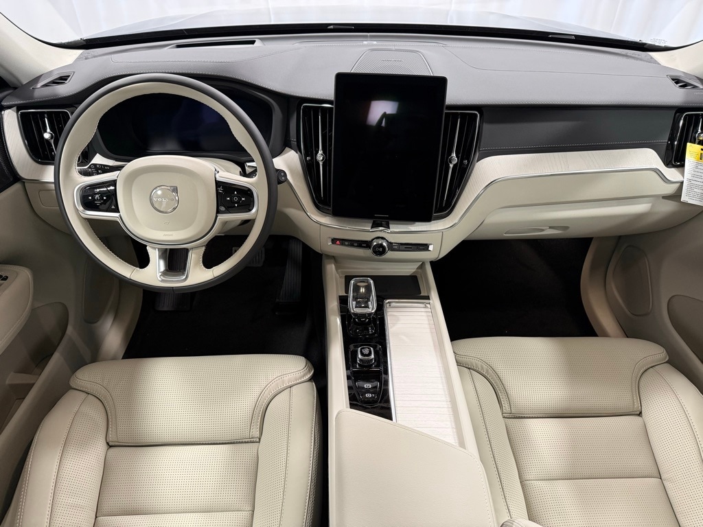 New 2026 Volvo XC60 B5 Ultra SUV