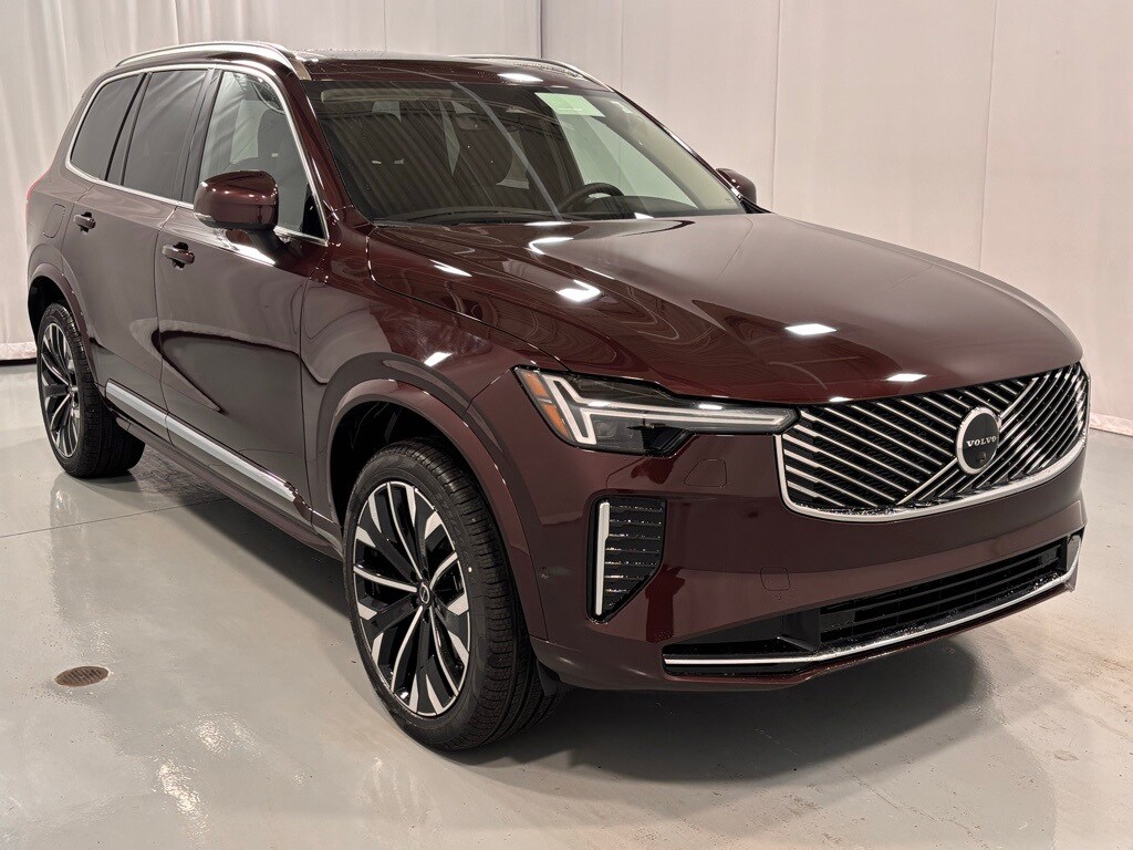 2026 Volvo XC90 Plus photo 4