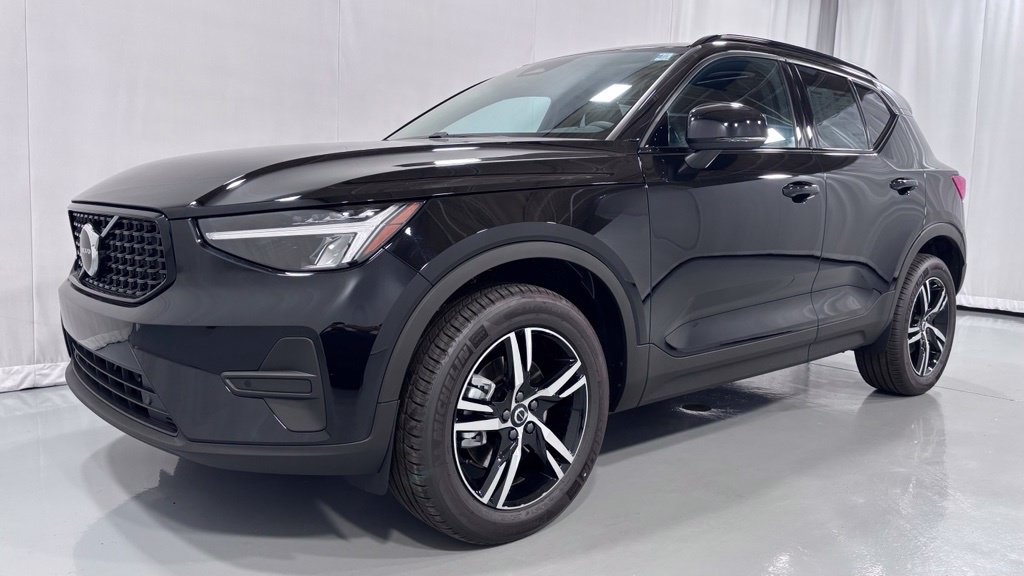 2026 Volvo XC40