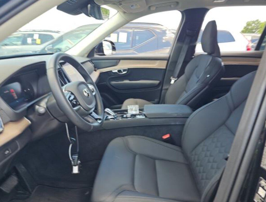 Used 2026 Volvo XC90 B6 Plus 7-Seater SUV