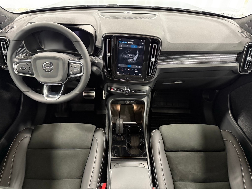 Certified 2022 Volvo XC40 Ultimate with VIN YV4ED3UB7N2655532 for sale in Willoughby, OH
