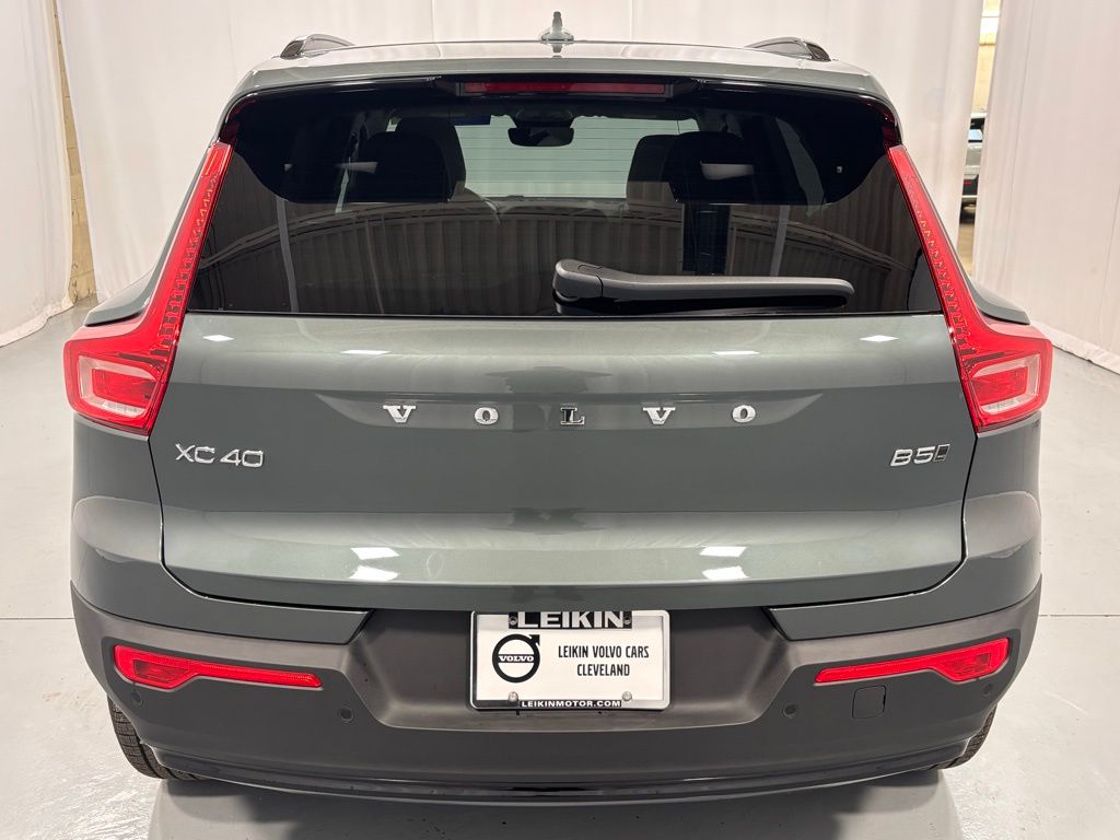 2026 Volvo XC40 Ultra - Photo 7