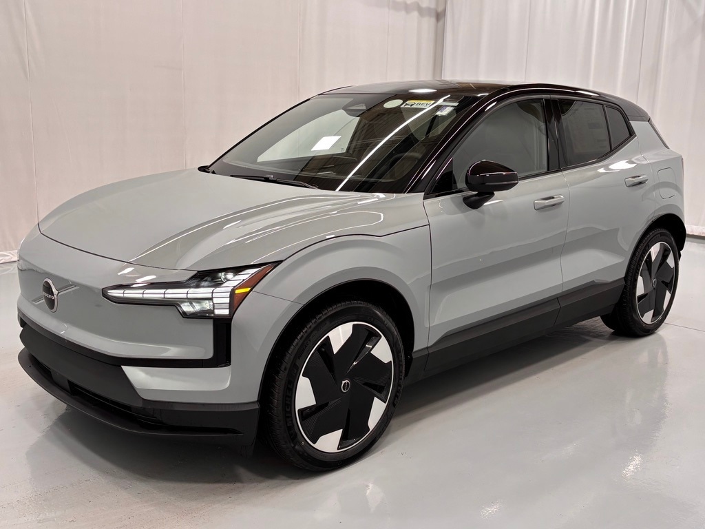 2026 Volvo EX30 Plus's photo