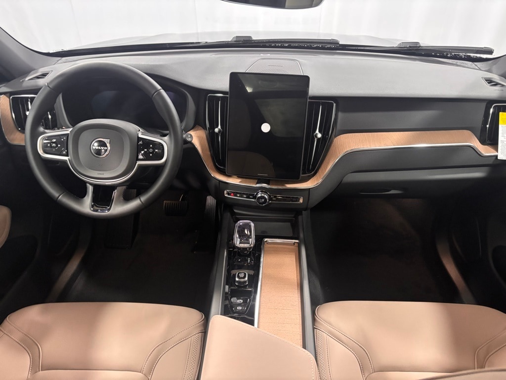 New 2026 Volvo XC60 B5 Plus SUV