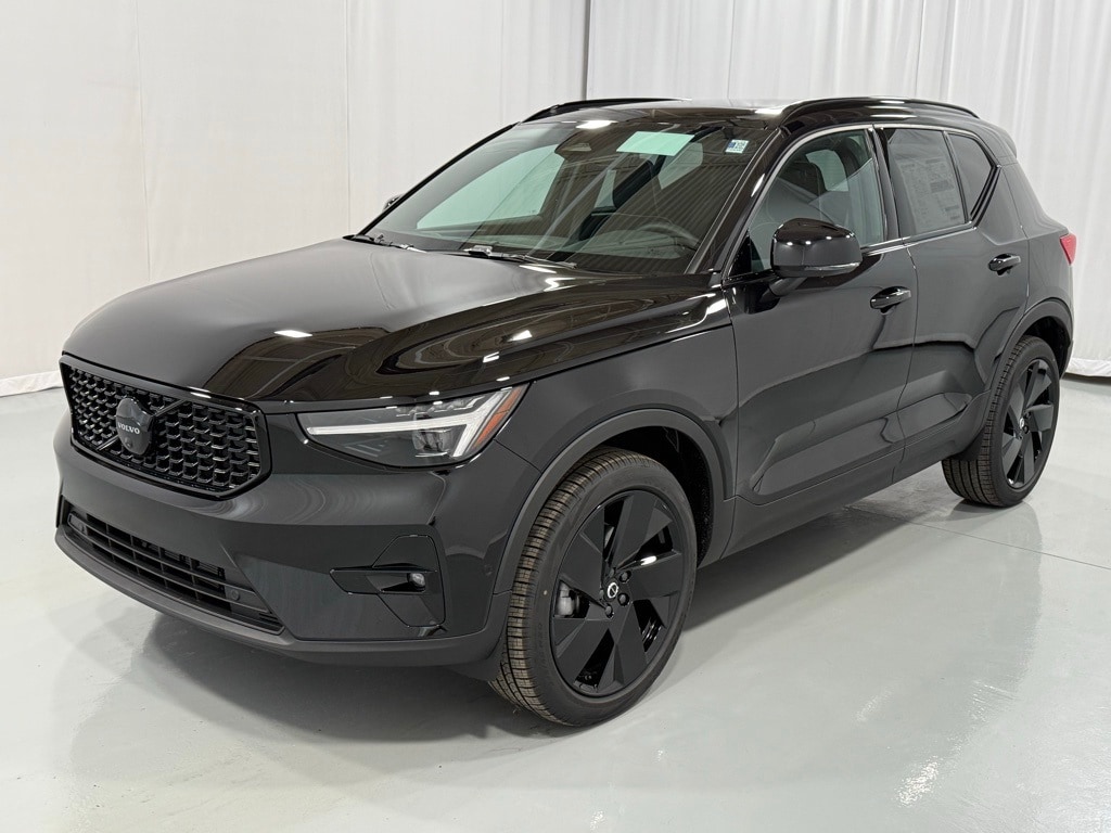 2026 Volvo XC40 Ultra Black Edition's photo