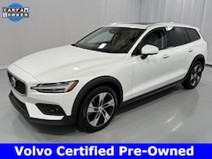 Used 2023 Volvo V60 Cross Country B5 Plus Wagon YV4L12WZ9P2110536 near Cleveland