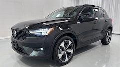 Used 2026 Volvo XC40 B5 Plus SUV YV4L12UC7T2737731 near Cleveland