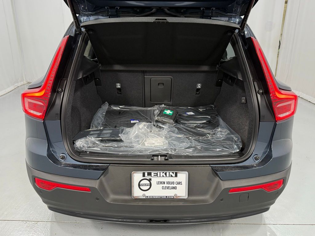 2026 Volvo XC40 Ultra - Photo 22