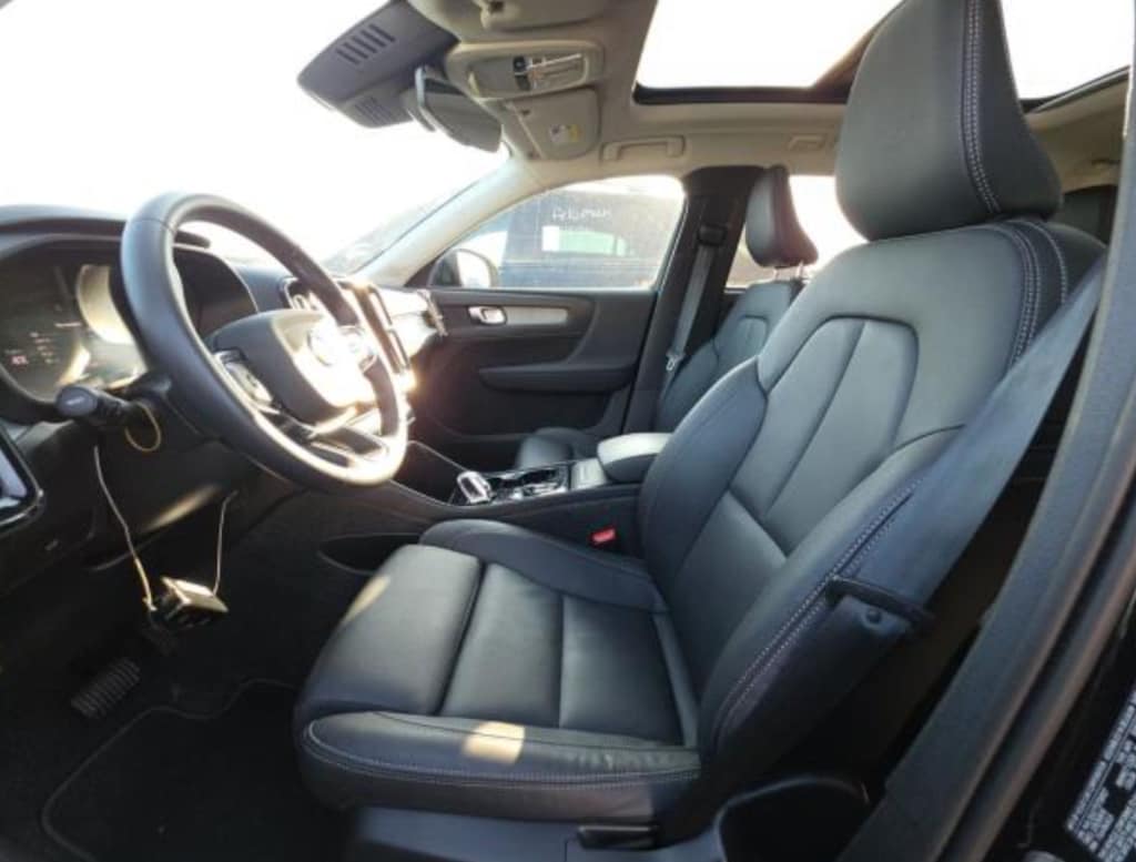 Used 2026 Volvo XC40 B5 Plus SUV