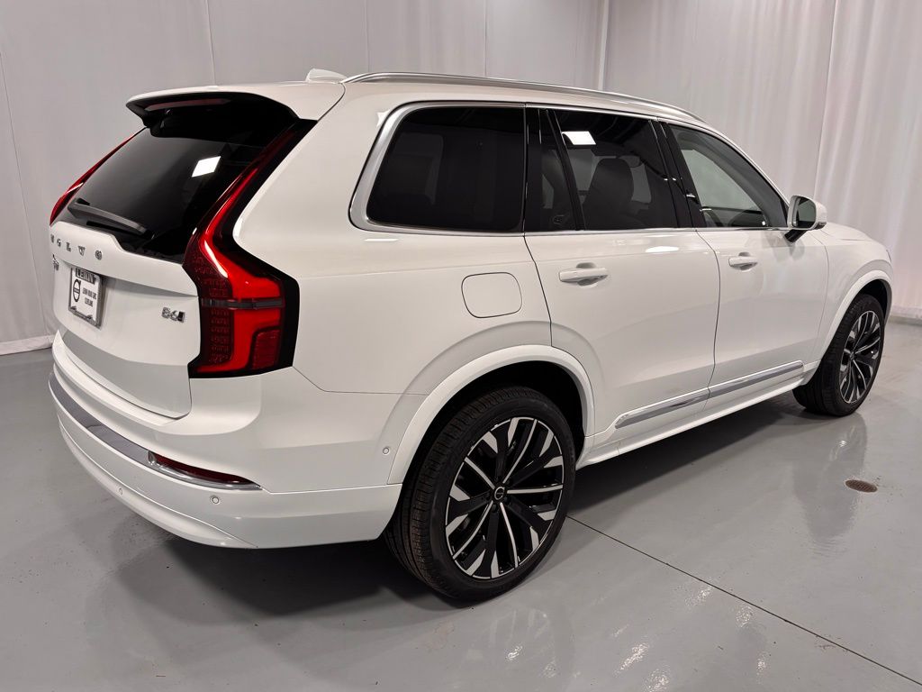2026 Volvo XC90 Ultra - Photo 6