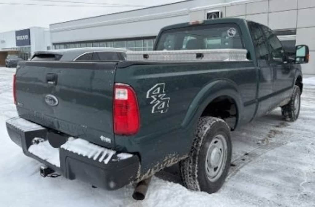 Used 2011 Ford F-250 XL Truck Super Cab